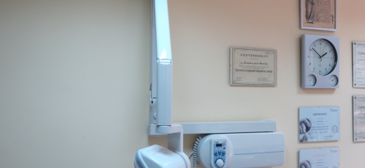 K&K Laser Dent разполага вече и с дентален рентгенов апарат, както и интраорален сензор.